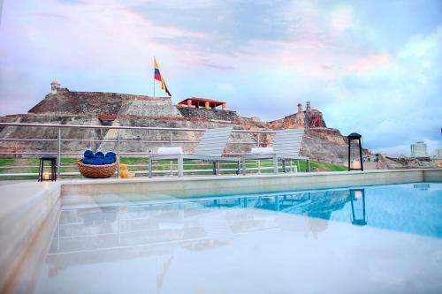 San Lazaro Art Hotel