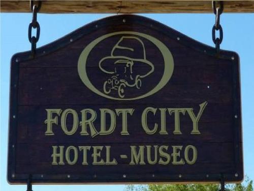 Hotel Museo y Restaurant Fordt City