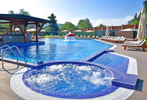 Regnum Bansko Hotel & Thermal pools in Banya