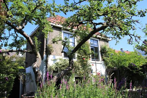 Apple Tree Cottage - charming detached canalhouse in our garden - city heart Gouda