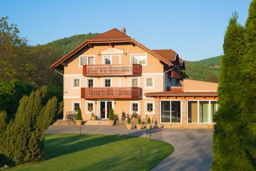 Hotel Honti