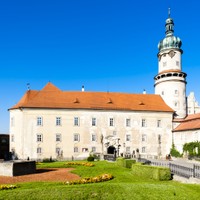 Nowe Miasto nad Metują