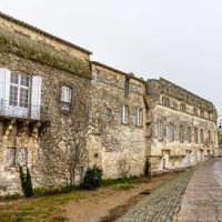 Reattu, Arles